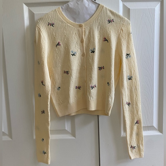 Zara Embroidered Sweater - Picture 1 of 4
